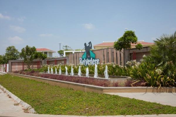 Belvedere Golf & Country Club Adalaj Exterior photo