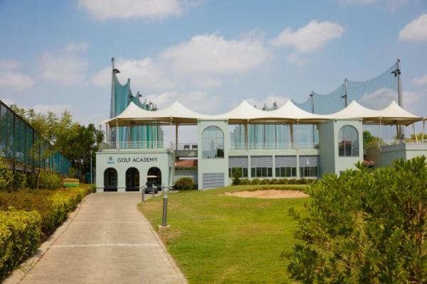 Belvedere Golf & Country Club Adalaj Exterior photo