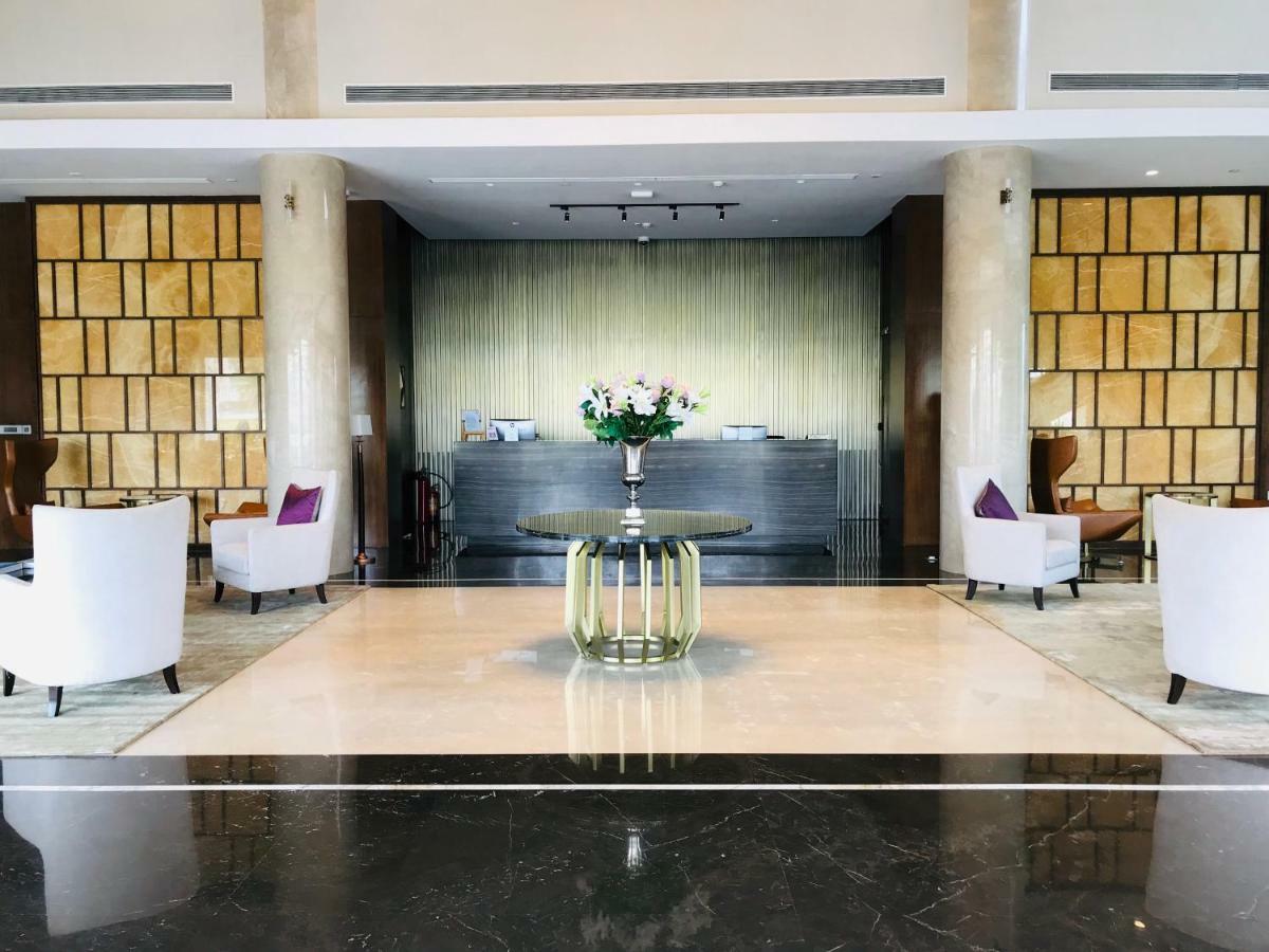 Belvedere Golf & Country Club Adalaj Exterior photo
